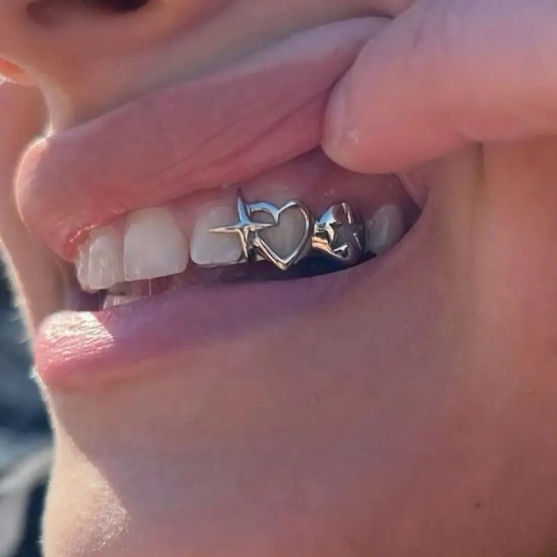 Street Fashion Jewelry - クラシックヒップホップスター型ブレース、中空光沢ブレース、ゴールデンティース、クリスマスティースデコレーション、パーティーティースデコレーション
