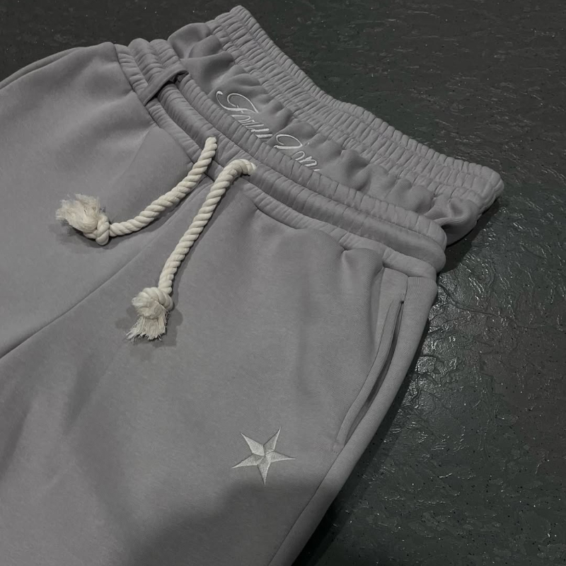 原宿AT、Y2K、USA、無地、ドキュメント、刺繍文字、カジ - Street Fashion Usa のレビューと価格