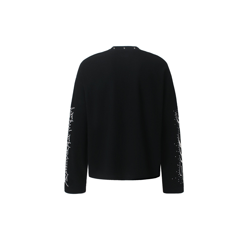 メンズハイストリートグラフィティTシャツ、リベット付き、ファ - Street Fashion Men のレビューと価格