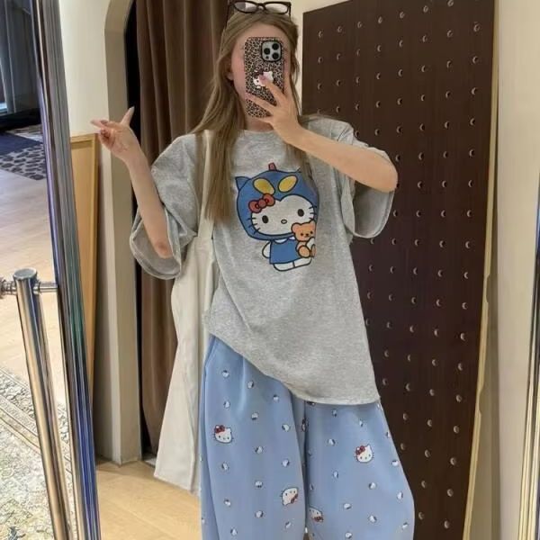 半袖ハローキティプリント Tシャツサンリオレディース夏新作ル - Street Fashion Us のレビューと価格