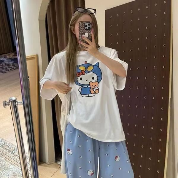 半袖ハローキティプリント Tシャツサンリオレディース夏新作ル - Street Fashion Us のレビューと価格